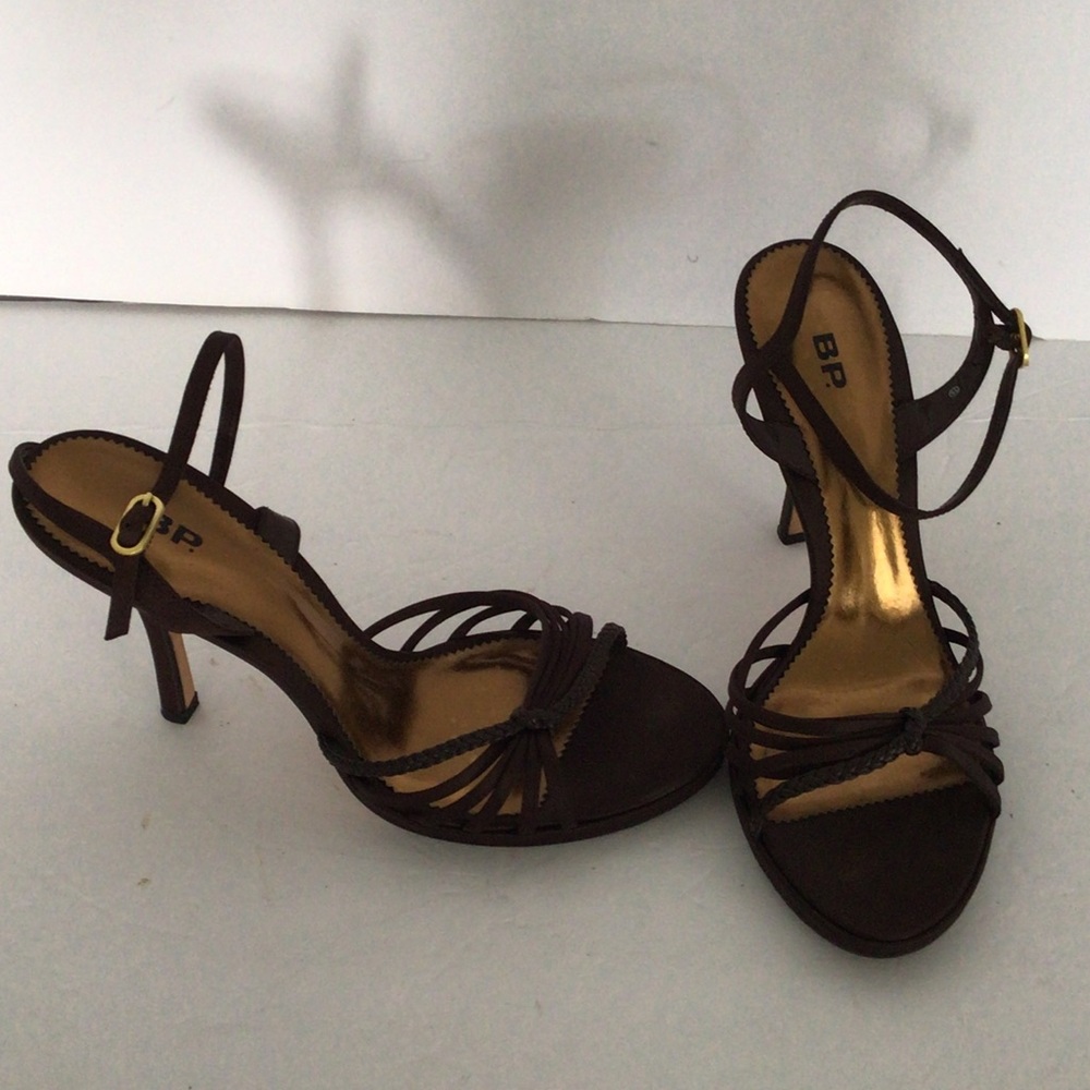 🛍️🛍️BP 🛍️🛍️             Formal Brown Strappy Heels